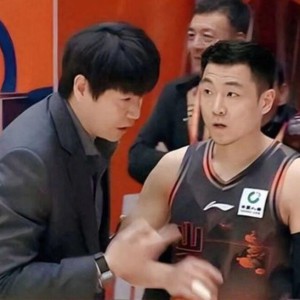 kaiyun-山东男篮出征，5日对阵广州男篮，高诗岩对位郭艾伦 邱彪剑指四强