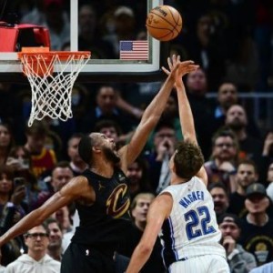 开云注册-新赛季谁能首次入选全明星？21届顶薪二将值得关注